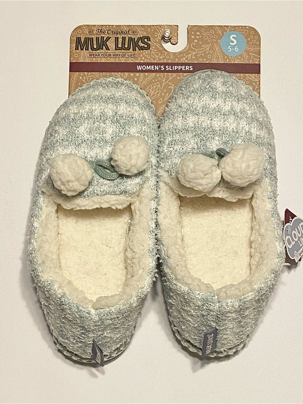MUK LUKS Women's Slippers Size S (5-6) Pom Pom